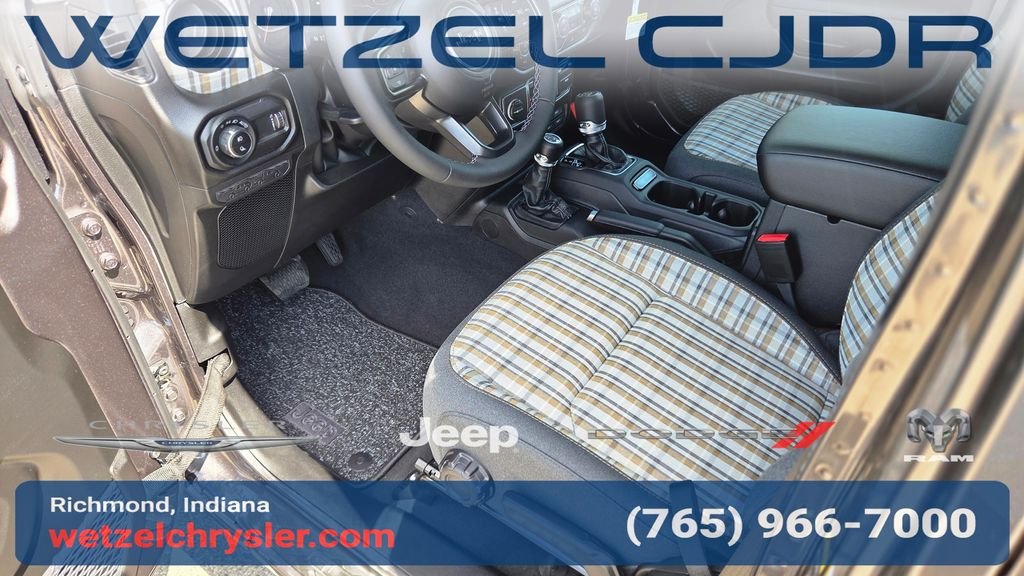 New 2026 Granite Crystal Metallic Clear-Coat Exterior Paint Jeep 85th Anniversary Edition image 16