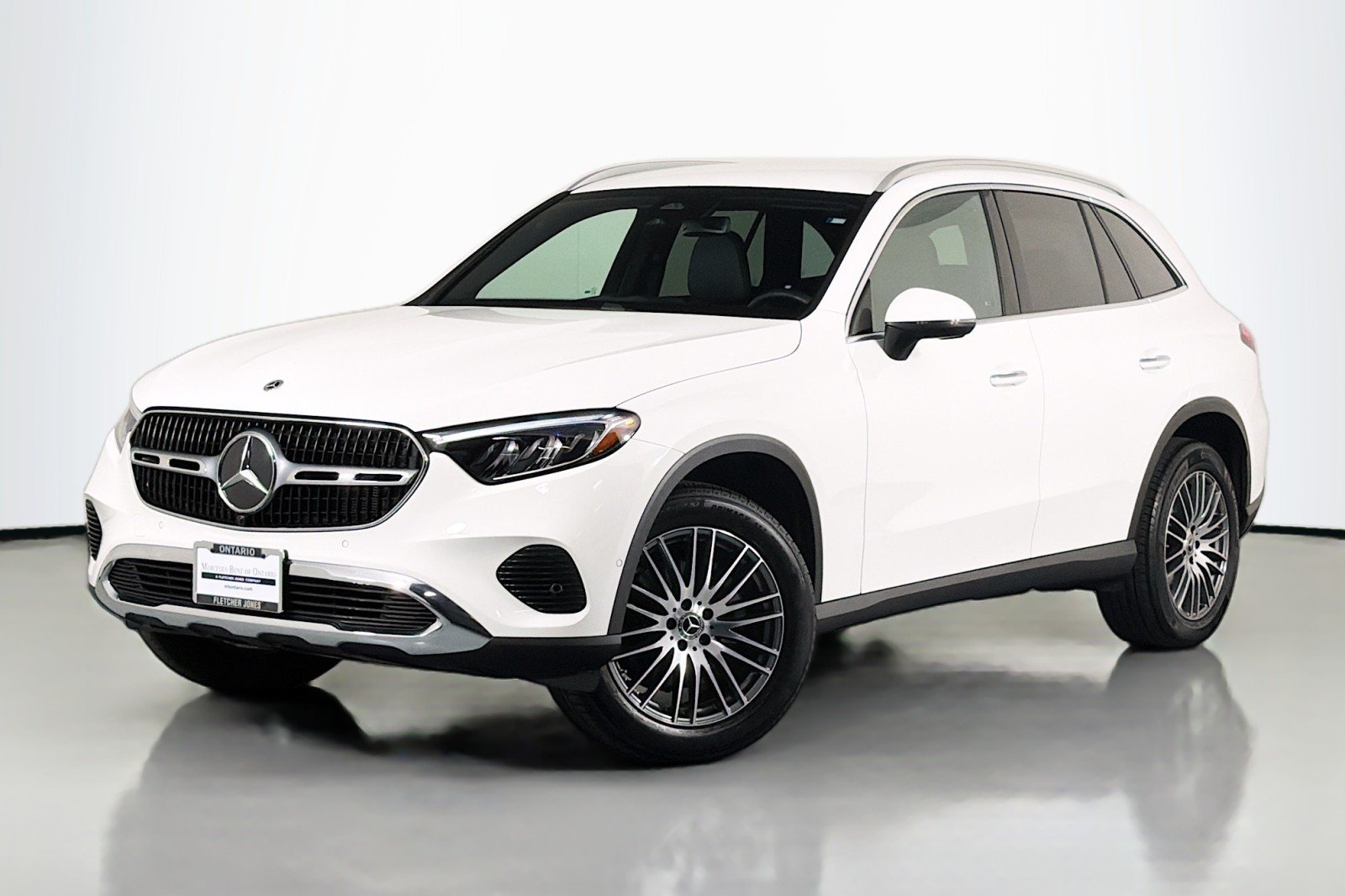 2026 Mercedes-Benz GLC GLC 300's photo