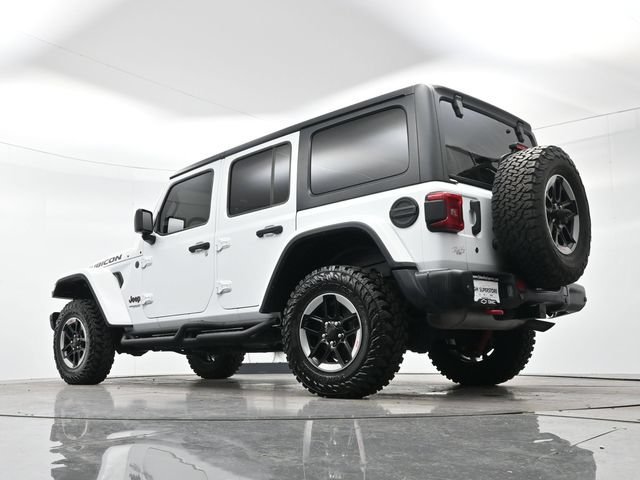 Used 2018 Bright White Clearcoat Jeep Rubicon image 25