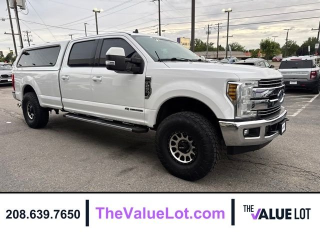 Used 2019 White Ford Lariat image 2
