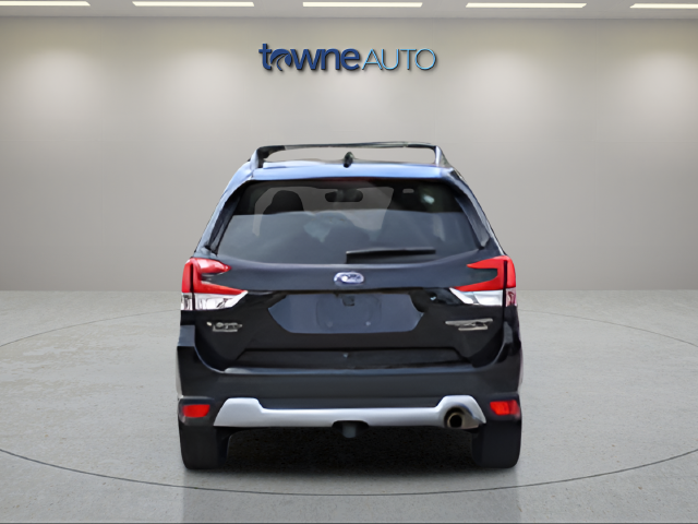 Used 2021 Black Subaru Touring image 4