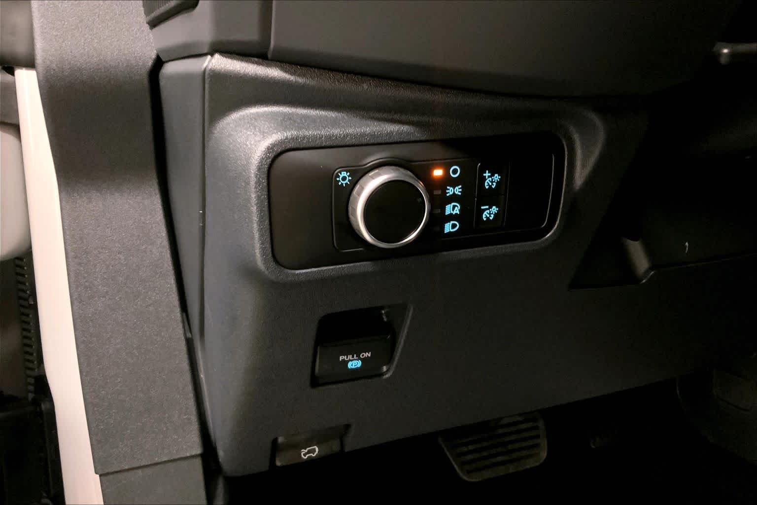 New 2026 Avalanche Gray Ford Big Bend® image 18