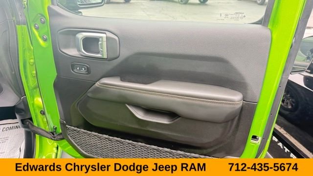 Used 2025 Green Jeep Rubicon 392 image 39