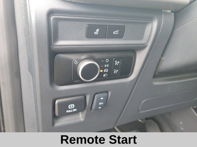 Used 2024 Black Metallic Ford XLT image 7