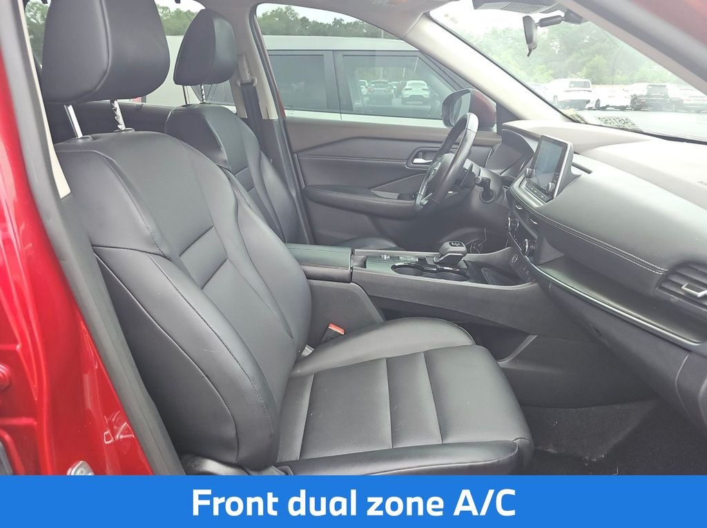Used 2023 Red Nissan SV image 9