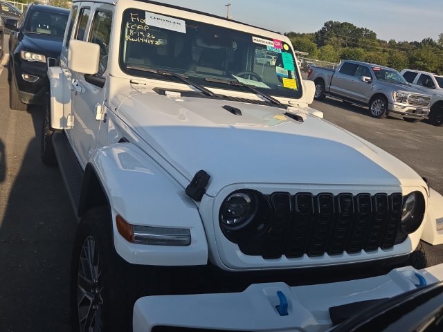 Used 2024 Bright White Clearcoat Jeep High Altitude image 4