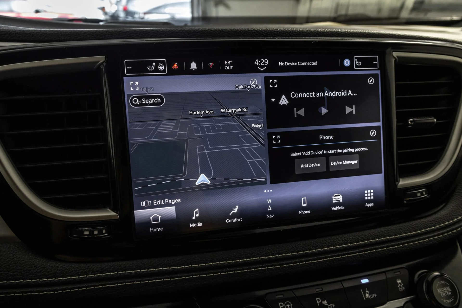 Used 2022 Black Chrysler Touring L image 33