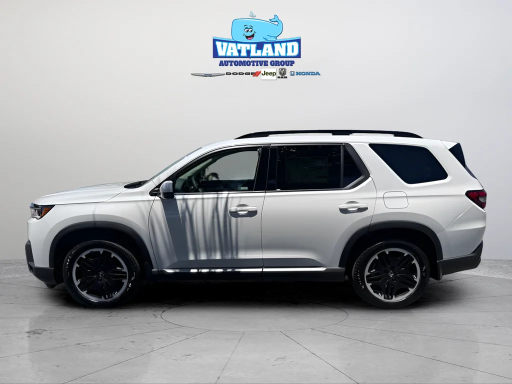 New 2026 Platinum White Pearl Honda Touring image 2
