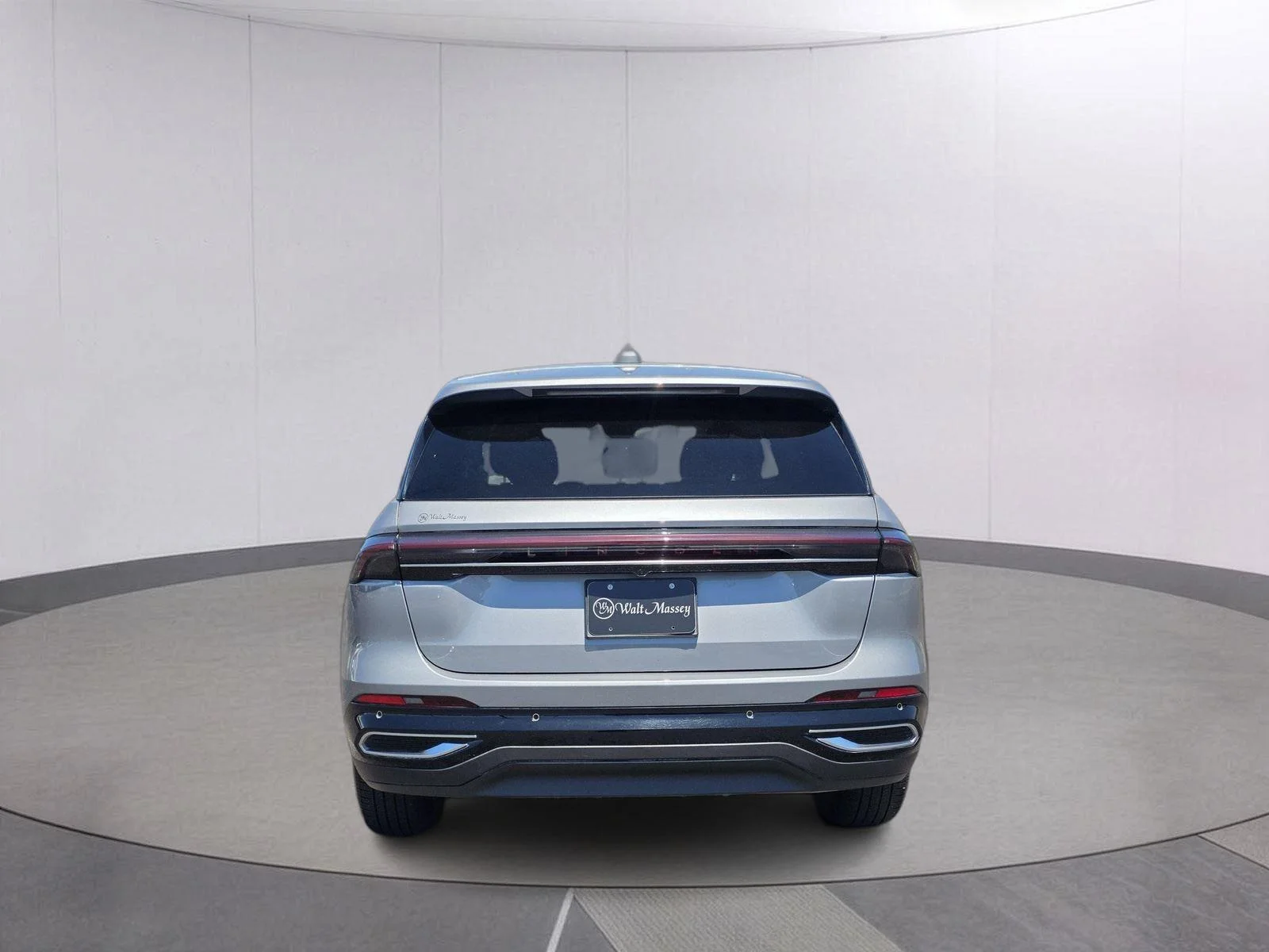 Used 2024 Lustrous Gray Metallic Clearcoat Lincoln Premiere image 6