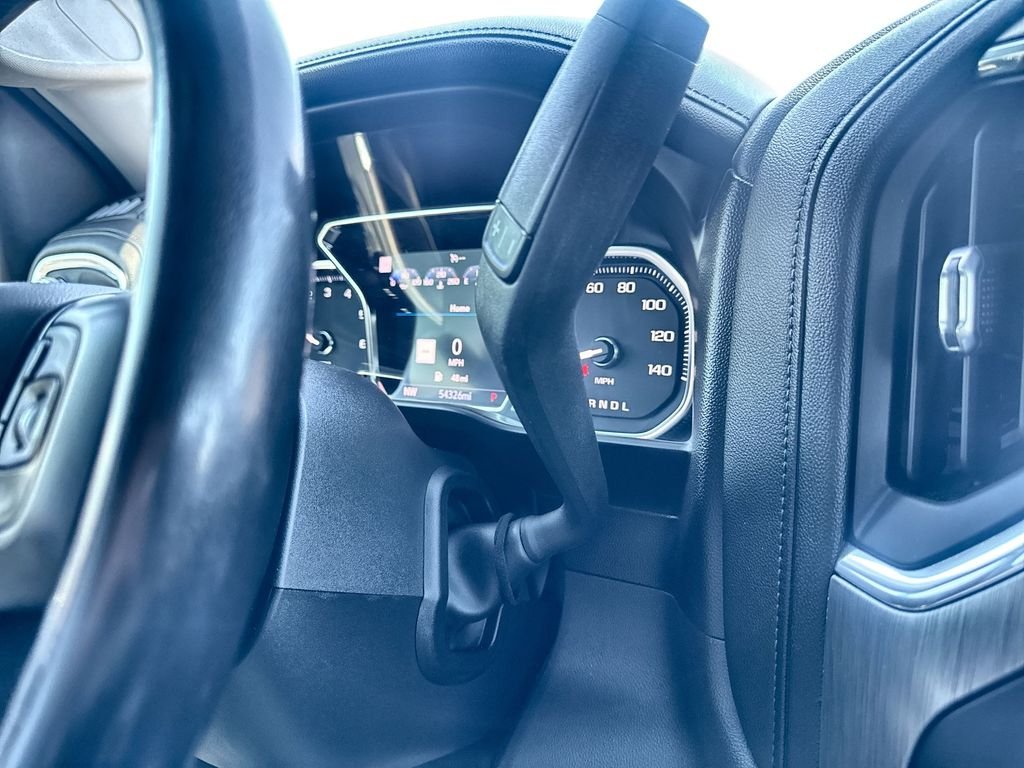 Used 2021 White GMC Denali image 16