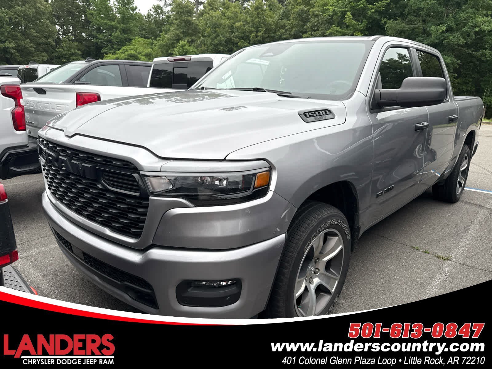 2025 RAM 1500 Tradesman 4x4 Crew Cab 5'7's photo