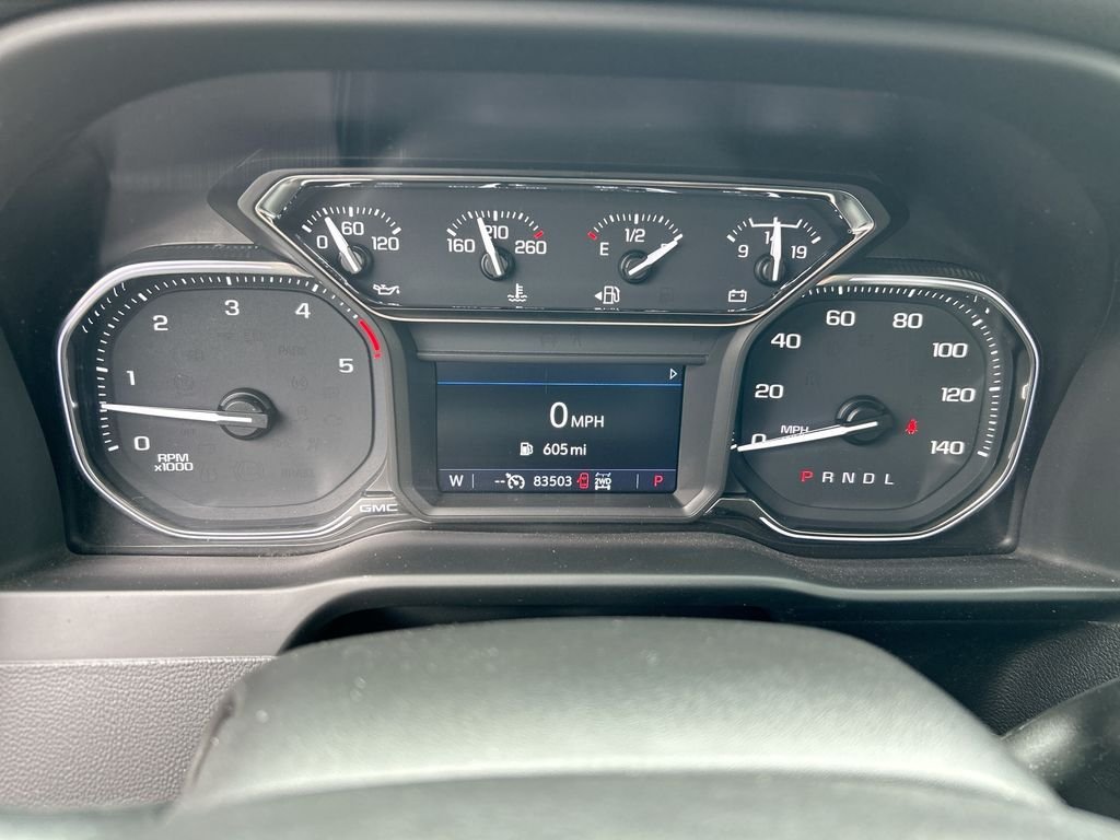 Used 2023 White GMC SLT image 14