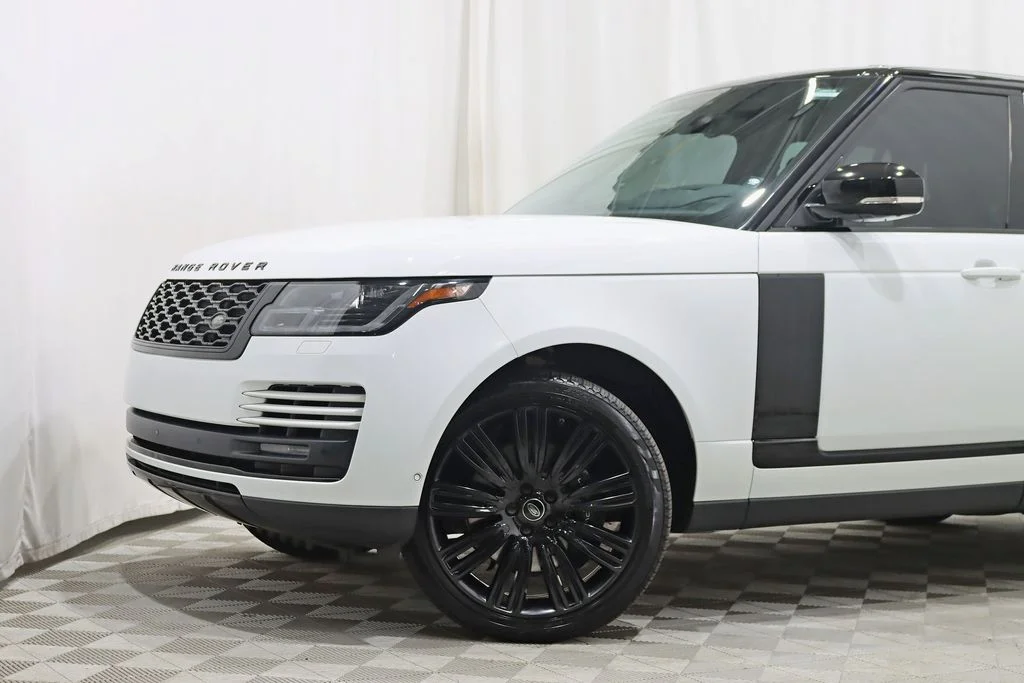 Used 2021 White Land Rover Westminster image 3