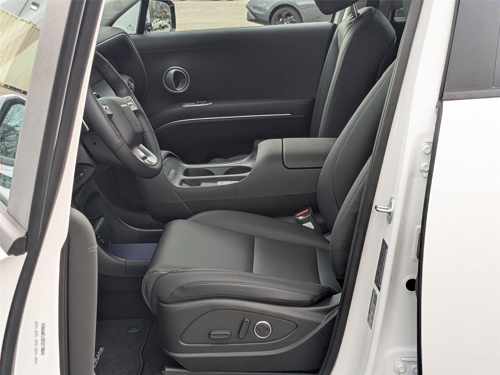 New 2026 Creamy White Pearl Hyundai SEL 7P image 10