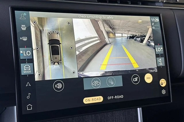 New 2026 Santorini Black Land Rover SE image 18
