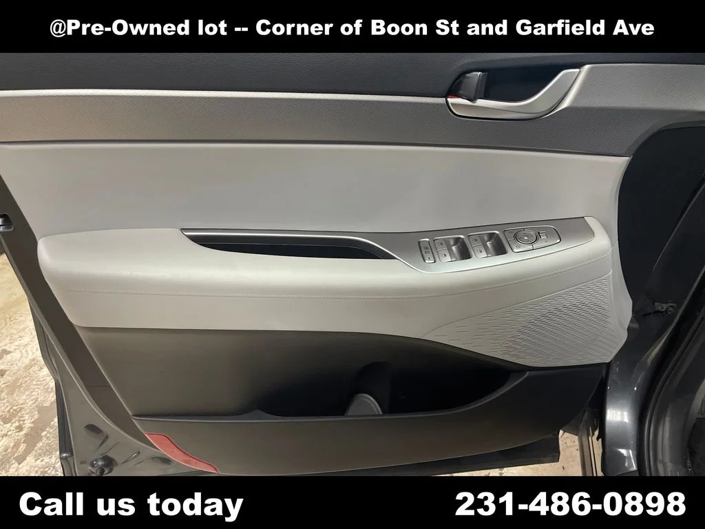 Used 2020 Gray Hyundai SEL image 15
