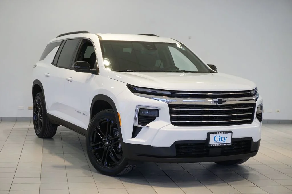 2026 Chevrolet Traverse LT - Photo 2