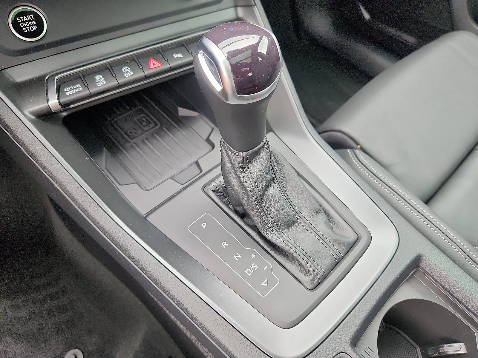 Certified Used 2024 Chronos Gray Metallic   Z7z7 Audi S line Premium image 19
