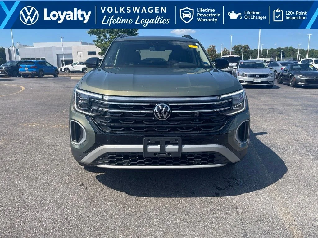 Used 2026 Green Volkswagen Peak Edition image 8