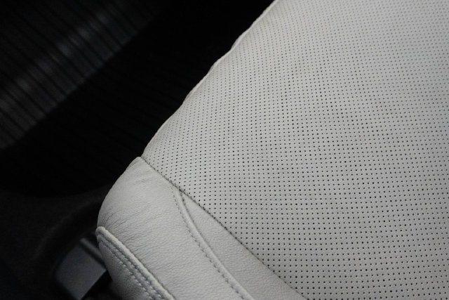 Used 2022 Silver Honda EX-L image 17
