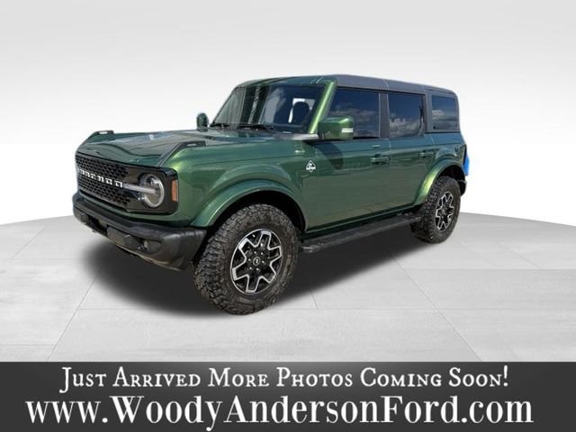 Used 2023 Eruption Green Metallic Ford Outer Banks image 1