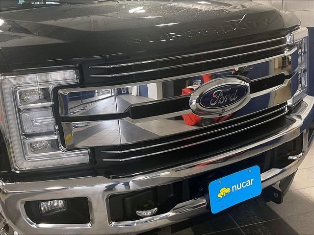Used 2019 Black Ford Lariat image 32