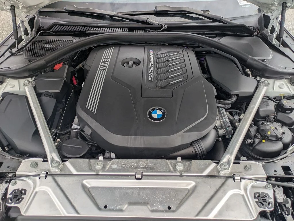 Used 2024 White BMW M440i image 10