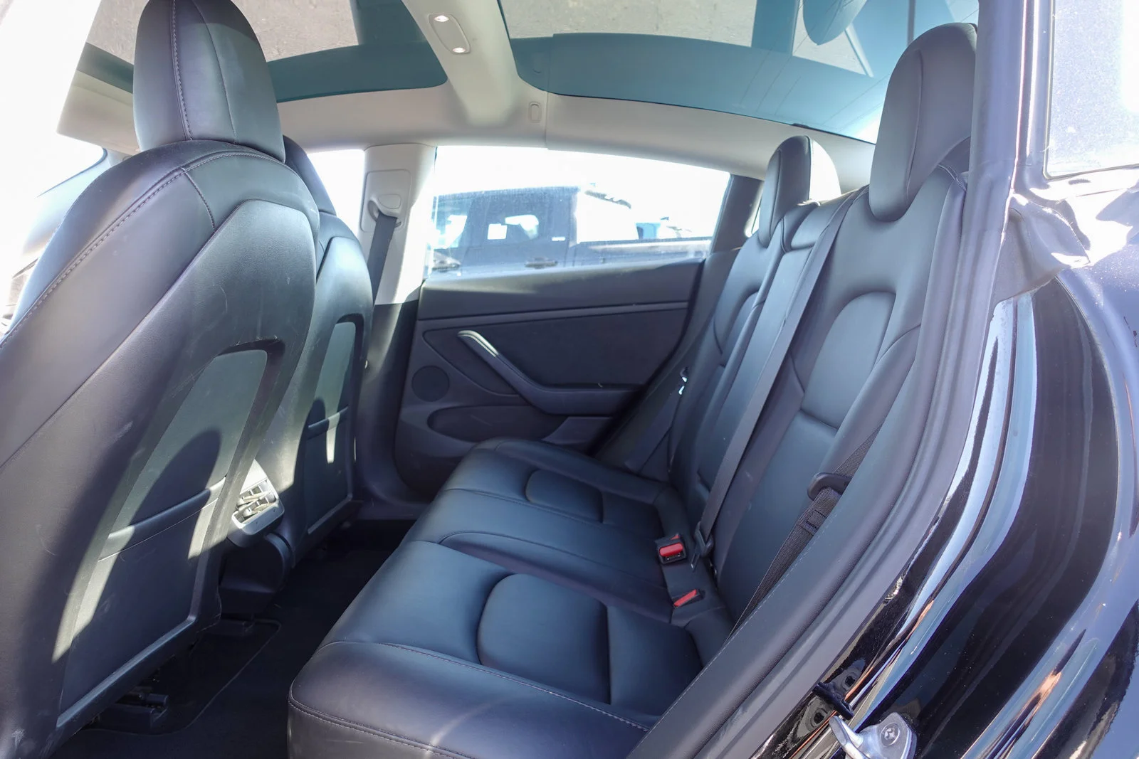 Used 2022 Solid Black Tesla Long Range image 12