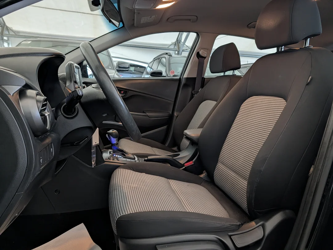 Used 2020 Black Hyundai Essential - - FWD - 2.0L 4-Cyl - Lane Keep Assist - Forward Collision Warning - Backup Cam & More! image 14
