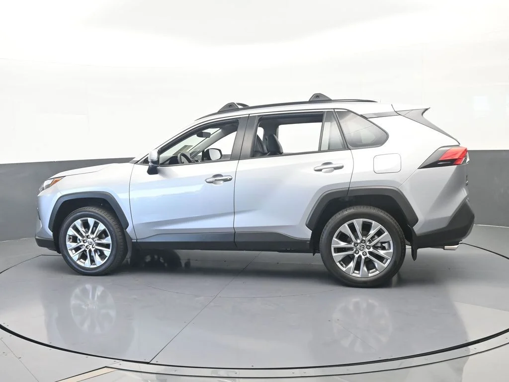Used 2025 Silver Sky Metallic Toyota Limited image 2