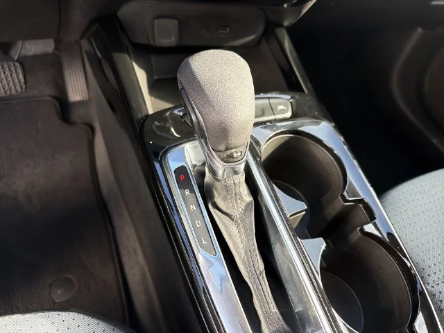 Used 2026 White Chevrolet LT image 28
