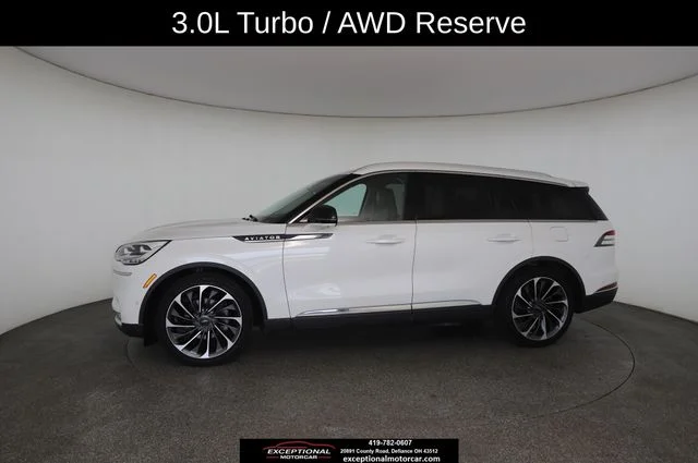 Used 2020 White Lincoln Reserve image 5