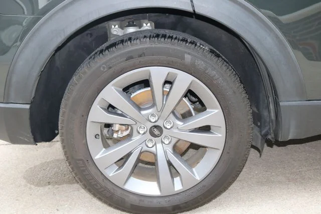Used 2022 Green Metallic Ford XLT image 40