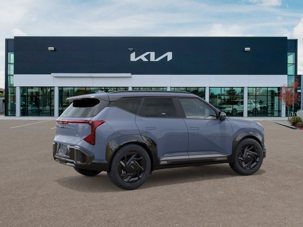 New 2027 Gray Kia X-Line SX image 6