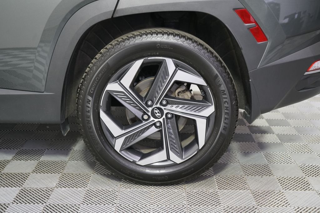 Used 2023 Gray Hyundai SEL Convenience image 20