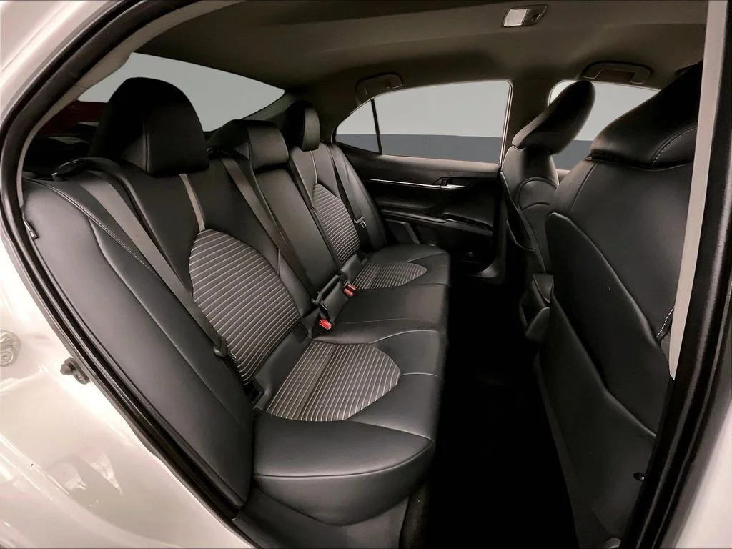 Used 2020 White Toyota SE image 31