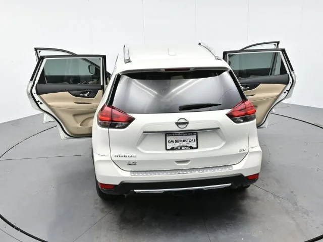 Used 2018 Pearl White Nissan SV image 43