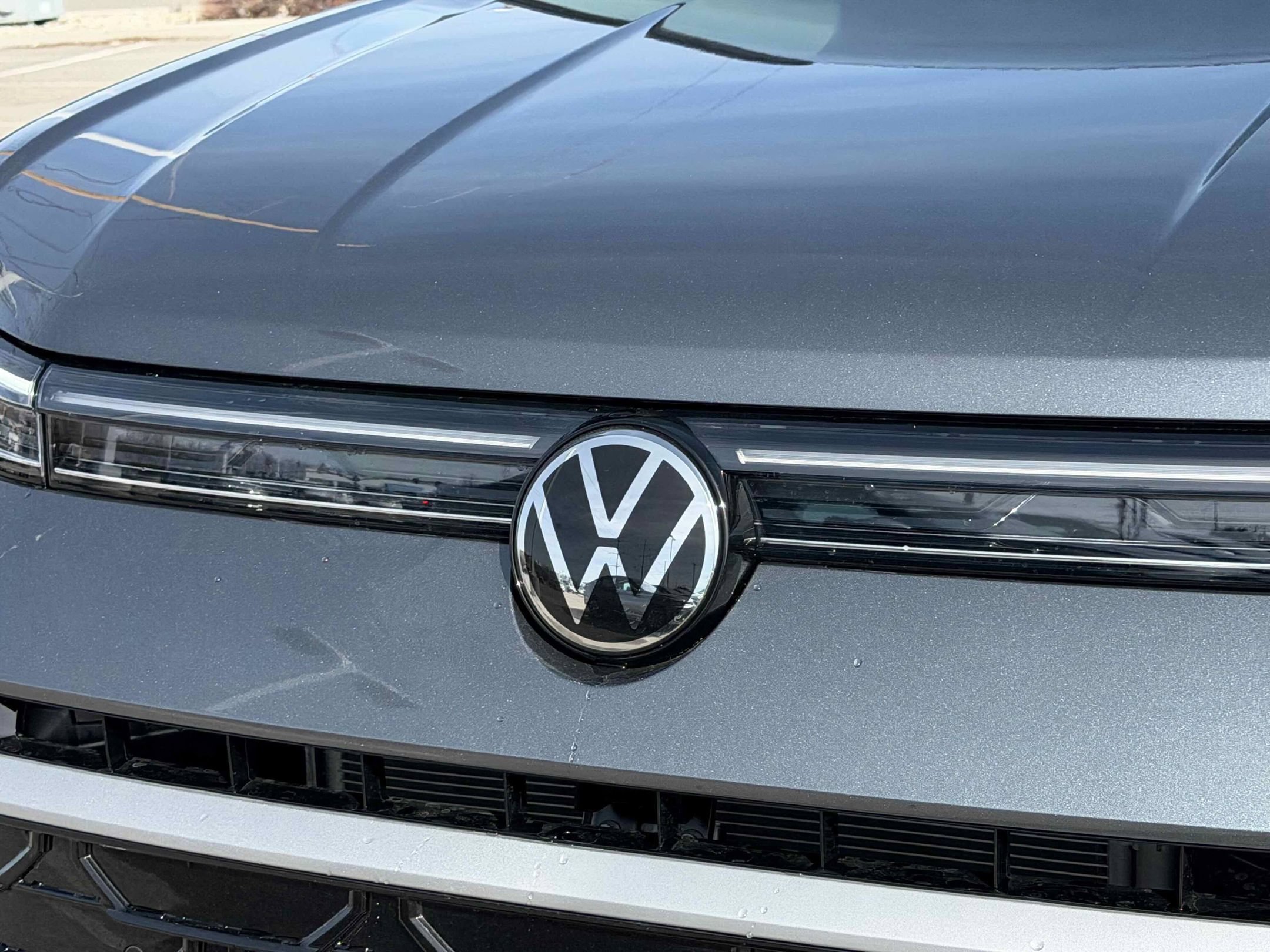 New 2026 Platinum Gray Volkswagen SEL image 12