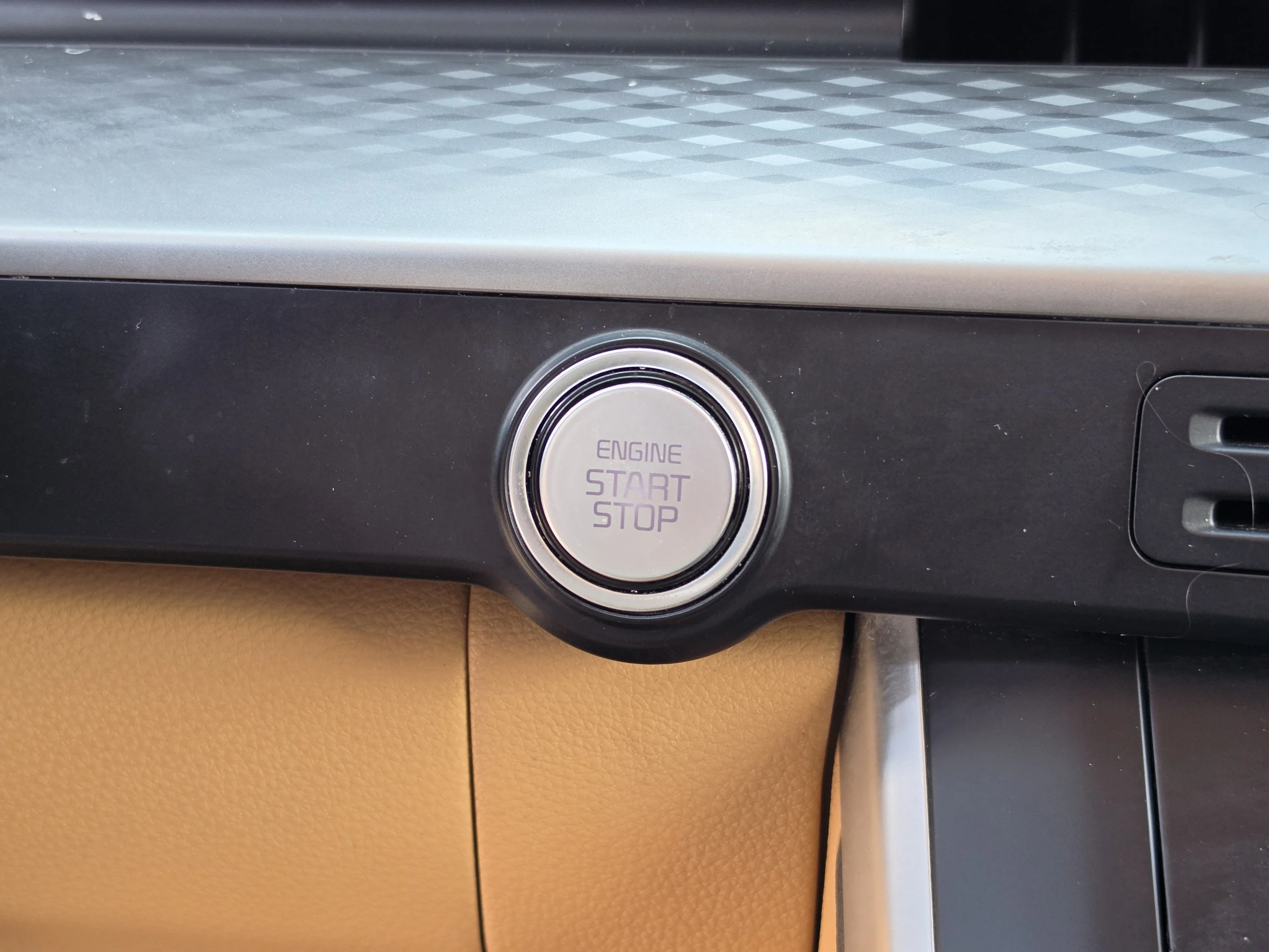 Used 2024 Flare Red Kia LX image 35