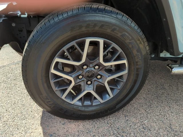 Used 2024 Gray Jeep Sahara image 24