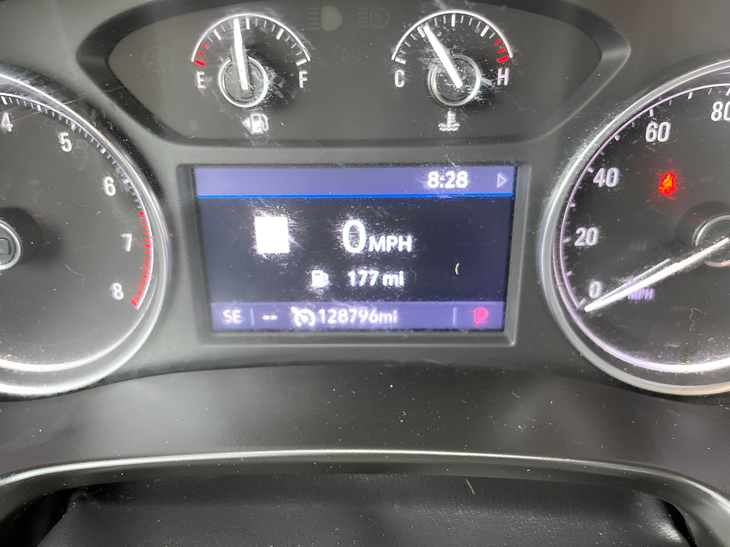 Used 2020 Blue Buick Essence image 22