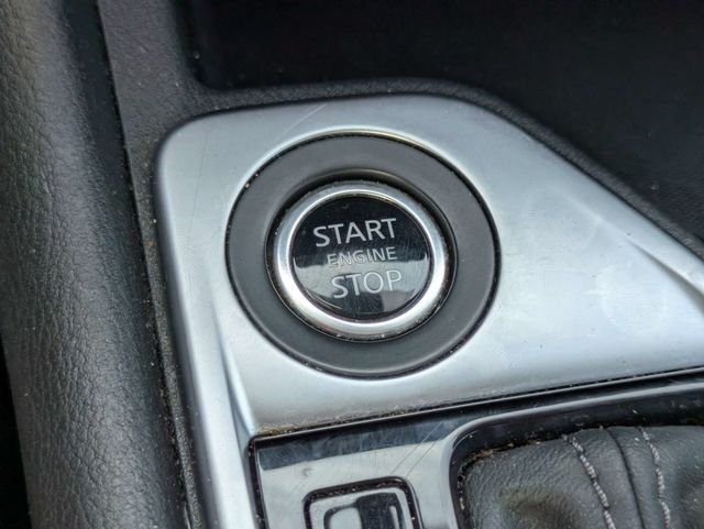 Used 2024 Gray Nissan SV image 24