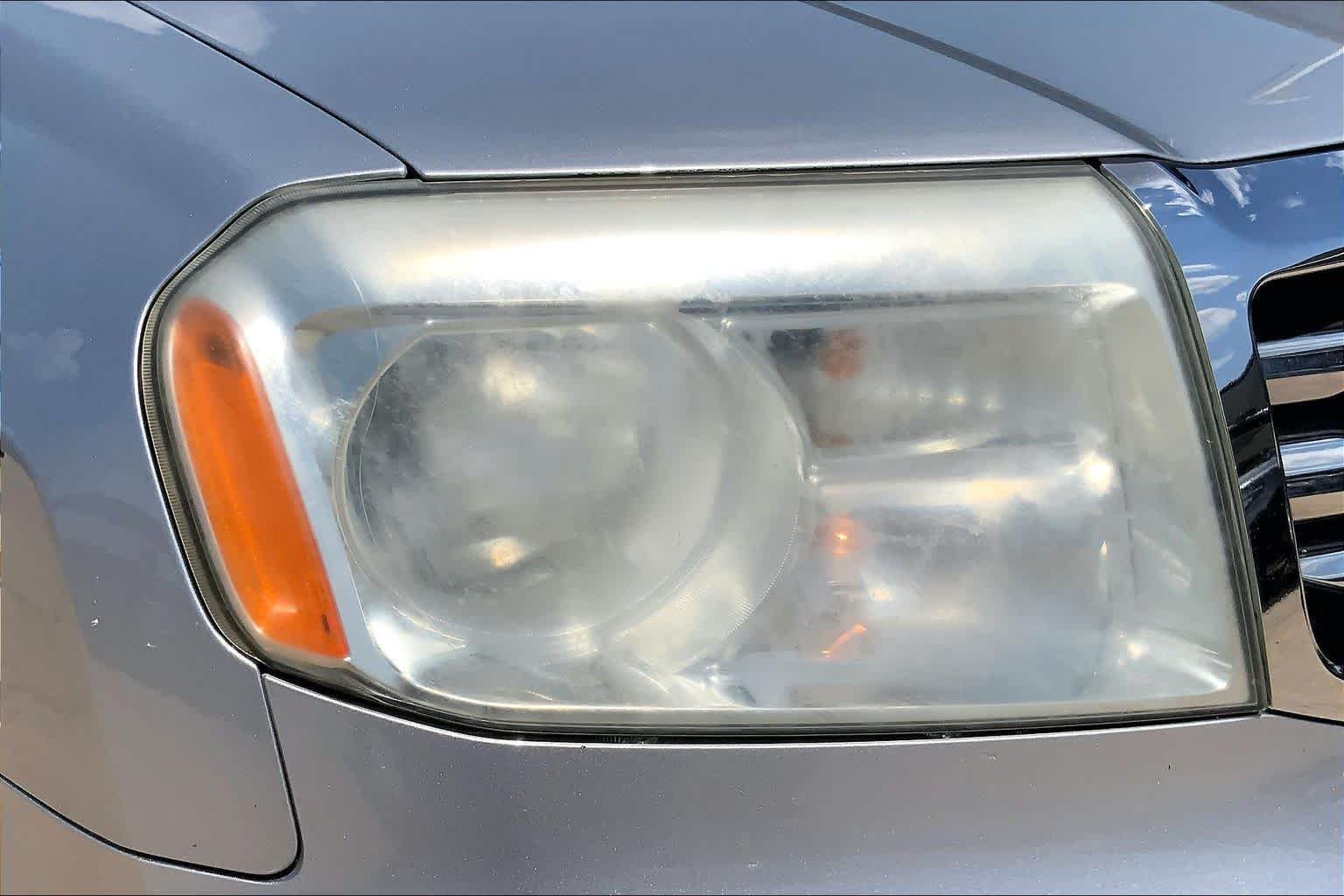 Used 2013 Alabaster Silver Metallic Honda EX image 27