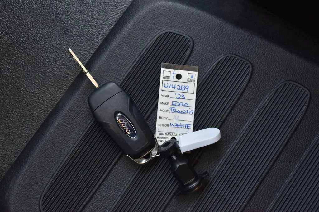 Used 2023 White Ford XL image 17