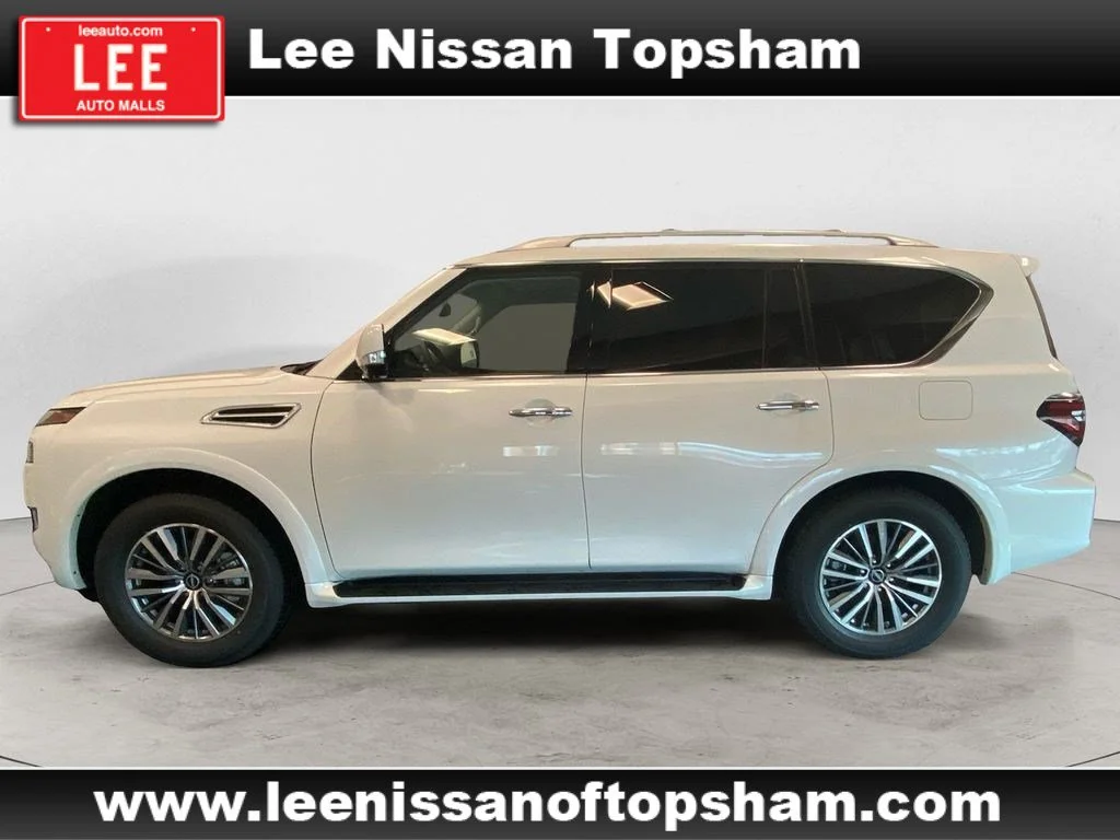 Certified Used 2024 Aspen White Tricoat Nissan SL image 2