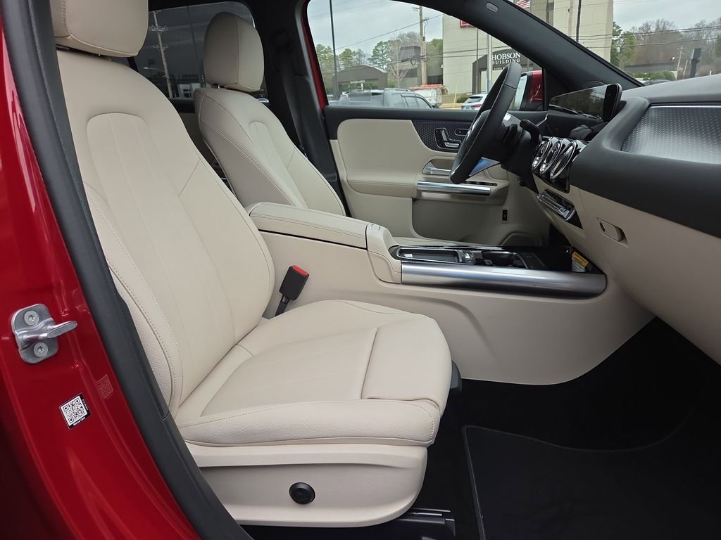 Certified Used 2026 Red Mercedes-Benz GLA 250 image 18