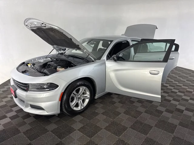 Used 2023 Silver Dodge SXT image 15