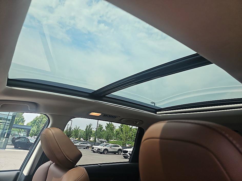 Used 2023 Cosmic Blue Pearl Subaru Touring image 30