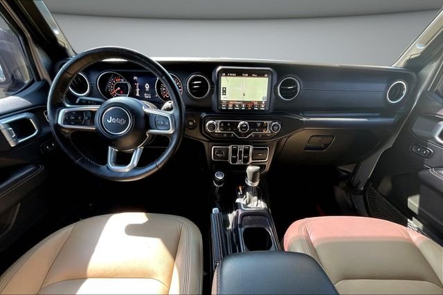 Used 2020 Silver Jeep Unlimited Sahara image 8