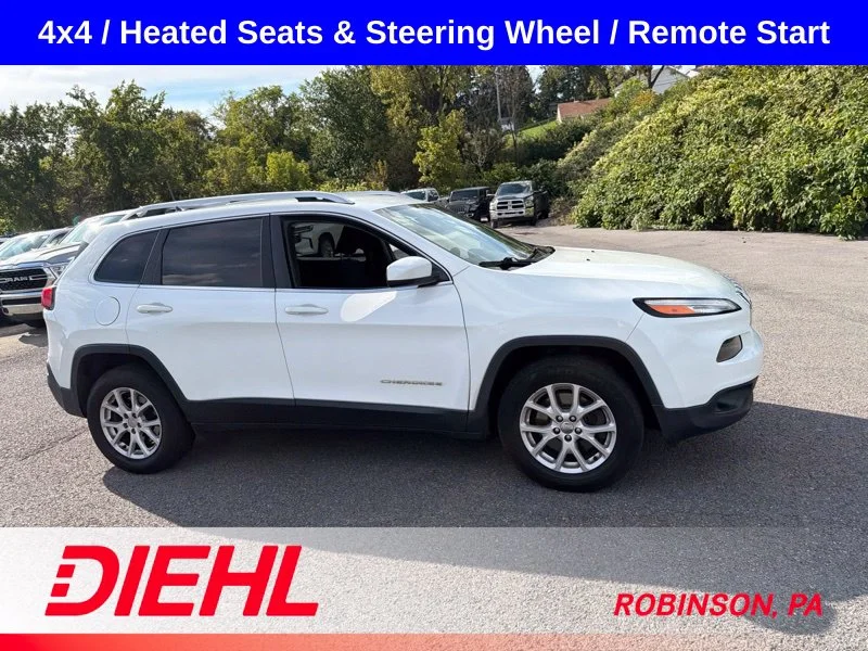 Used 2017 White Jeep Latitude image 5